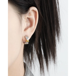 Minimalist S925 sterling silver knotted earrings with gold and silver two-tone plating