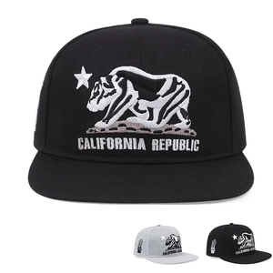 Detailed embroidery of California Republic grizzly bear on a black baseball cap