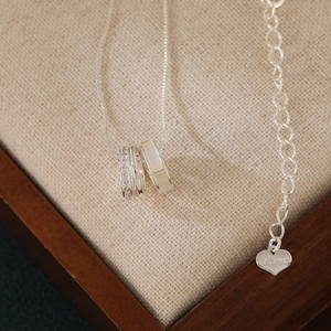 Elegant s925 silver necklace with mother of pearl waist pendant and sparkling pavé crystals