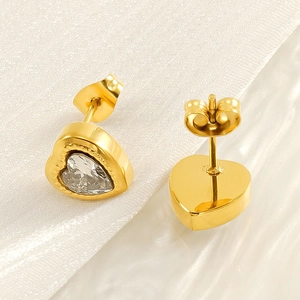Orecchini A Lobo Cuore Acciaio Inossidabile Placcato Oro 18K Zircone Cristallo Bordo Perlato Gioielli Moda Donna