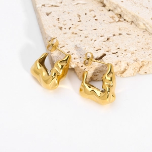 French vintage style irregular pleated V-shaped gold earrings in stainless steel