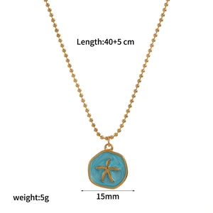 Details zur Größe der Seestern-Halskette mit blauem Emaille und Gold-Finish-Anhänger