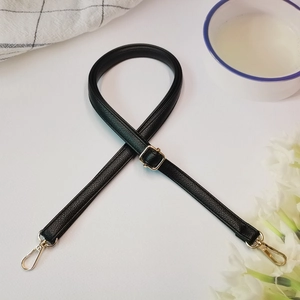 Bandoulière réglable en cuir noir avec boucles dorées pour sacs à main et bandoulières