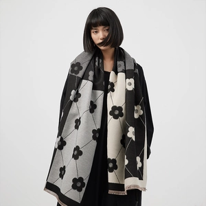 Cashmere-like scarf featuring tricolor floral pattern and tassels for women's autumn winter