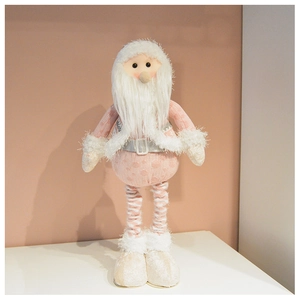 Dettaglio macro del Babbo Natale in maglia rosa con lunghe gambe a righe e barba