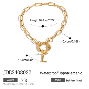 Detailed specs of golden stainless steel chain bracelet with letter L pendant