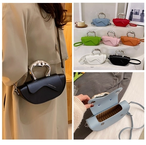 Détails du sac selle avec poignée en métal argenté, diverses couleurs et doublure