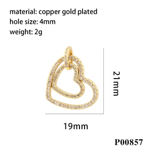 Detailed size chart for golden hollow heart pendant with zircon inlay dimensions