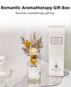 Elegant reed diffuser set with 120ml oil, fiber sticks and decorative dried flowers