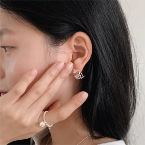 925 Sterling Silver petal stud earrings and beaded pearl ring set on model