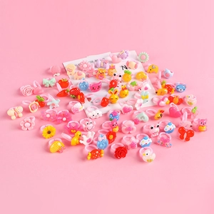 Bagues colorées pour enfants en plastique avec motifs de fruits, animaux et fleurs
