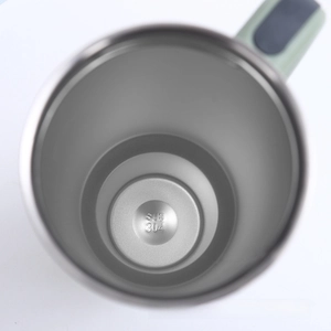 Detailed interior shot showing SUS 304 stainless steel material of the 40oz insulated cup