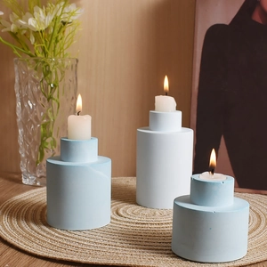 Ensemble de 3 bougeoirs cylindriques en marbre pour décoration intérieure chic