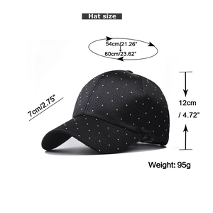 Detailed size guide for black rhinestone baseball cap with dimensions and weight specs