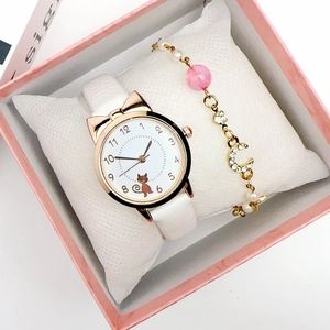 Charming white cat-ear quartz watch with crescent moon and pearl bracelet in a pink gift box
