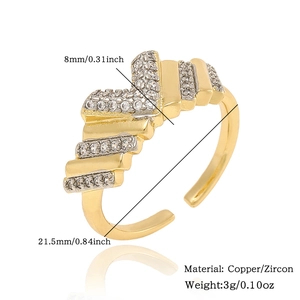 Detail view of golden flower zircon ring showing dimensions of 8mm width and 3g weight