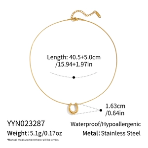 Detailed dimensions of the gold U-shaped horseshoe pendant necklace in stainless steel