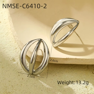 Detailed view of silver layered hollow geometric earrings with 2.2cm x 2.6cm dimensions