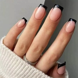 Unghie Finte Press On Nails French Tip Bordo Nero Quadrate Lunghezza Media Rosa Nude Per Donna