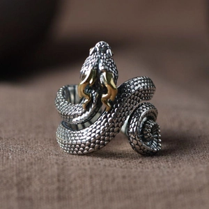 Vintage 925 silver snake ring with gold-tone head and detailed scales texture