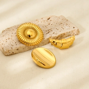 18k gold plated stainless steel croissant and ribbed round brooch set for women