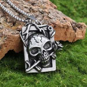 Gothic stainless steel necklace with rose skull relief pendant on box chain