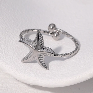 Bague étoile de mer en acier inoxydable plaqué 18K argent avec anneau ouvert et martelé