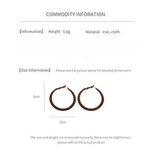 Tableau détaillé du poids des boucles de 6,8g et dimensions de 3cm de haut et large