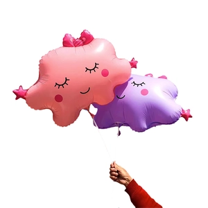 Ballons en aluminium nuage souriant rose et violet pour décoration de fête d'enfant