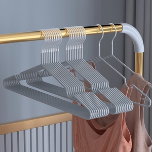 Grucce grigie antiscivolo con ganci in metallo e design ergonomico proteggi-spalle