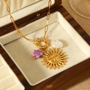 18k vergoldete Edelstahlkette mit Sonnenanhänger, Blume und Barockperle für Damen