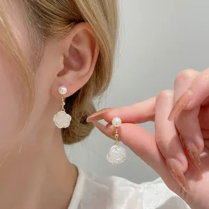Elegant White Flower Dangle Earrings With Artificial Pearl And Silver Earring Post French Vintage Style For Women