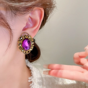 French vintage purple oval stone ear clip with golden carved edges and micro pearls