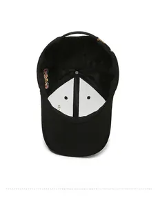 Detail of the interior structure of a black baseball cap with white reinforcement and embroidery