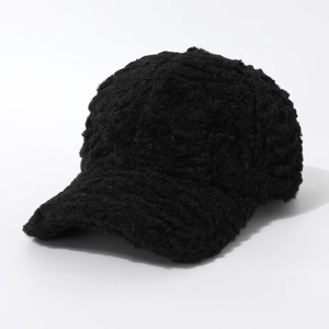 Thick fuzzy black baseball cap made of warm fleece fabric for autumn and winter