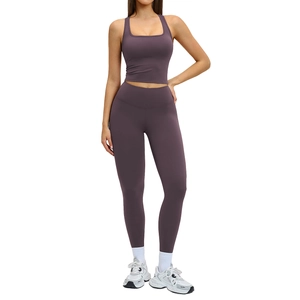 Ensemble de sport prune pour femme avec haut à col carré et legging taille haute