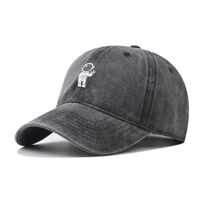 Washed Cotton Baseball Cap Vintage Distressed Astronaut Embroidery Adjustable Retro Sun Hat Unisex Streetwear