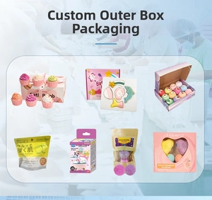 Customized bath bomb gift set featuring cupcake shapes and variety of packaging boxes