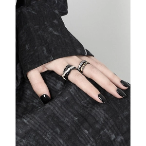 Minimalist S925 sterling silver open rings with vintage rock texture on model hands