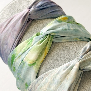Serre-têtes larges en satin style Monet avec textures de peinture à l'huile vintage