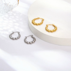 Retro geometric C-shaped beaded hoop earrings in polished gold and silver stainless steel