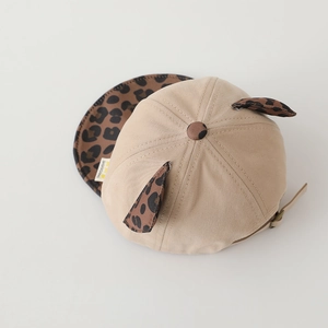 Berretto da baseball per bambini in cotone kaki con visiera leopardata e orecchie