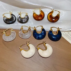 Boucles d'oreilles créoles géométriques en résine de style vintage français en 5 coloris