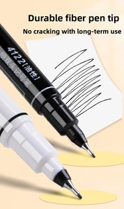 Detail of dual-tip permanent marker 4122 showing smooth ink lines and fiber fine nib