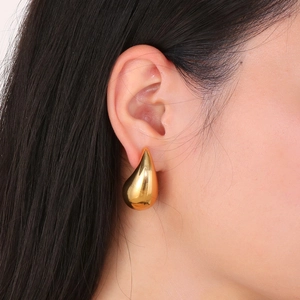 Boucles d'oreilles goutte d'eau dorées en acier inoxydable poli pour femmes