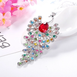 Peacock brooch with colorful rhinestones on silver alloy base, high-quality fashion accessory