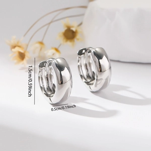 Detailed close-up of silver minimalist wide hoop earrings with precise size measurements