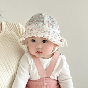 Baby girl floral sun hat with lace ruffles and adjustable chin strap for toddlers