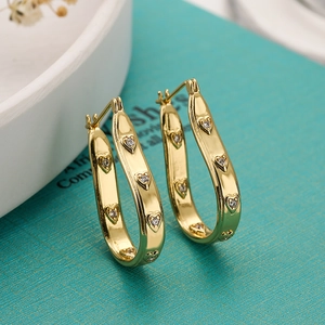 Geometrische Creolen Aus Kupfer Vergoldet Mit Zirkonia Herzmuster Minimalistischer Schmuck Für Damen