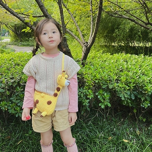 Kids Handmade Crochet Giraffe Crossbody Bag Cute 3D Animal Knit Shoulder Pouch For Toddler Girls Novelty Accessory